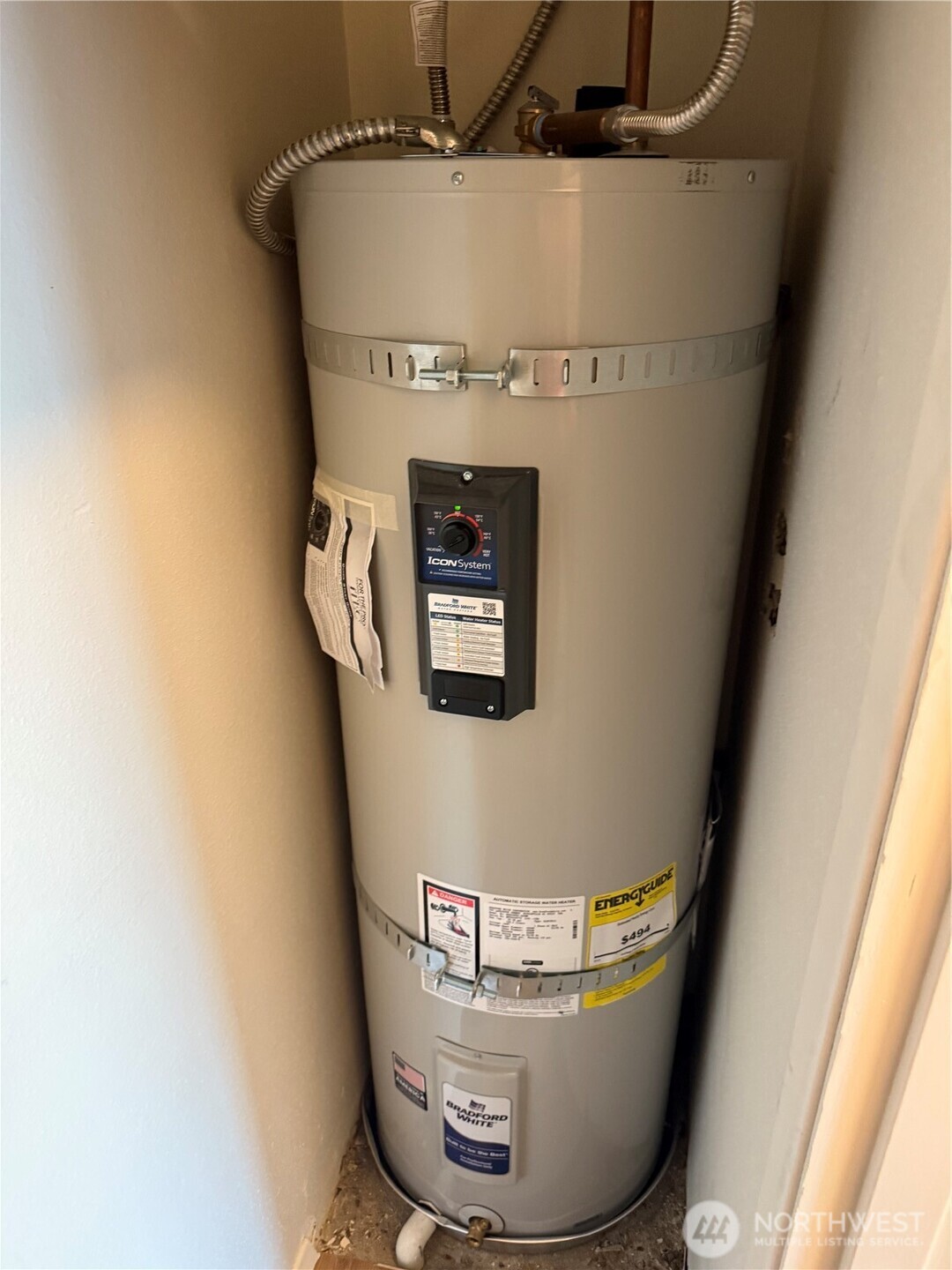 1111 West Market Street Aberdeen, WA 98520 - Photo 17 of 40 a view of water heater room