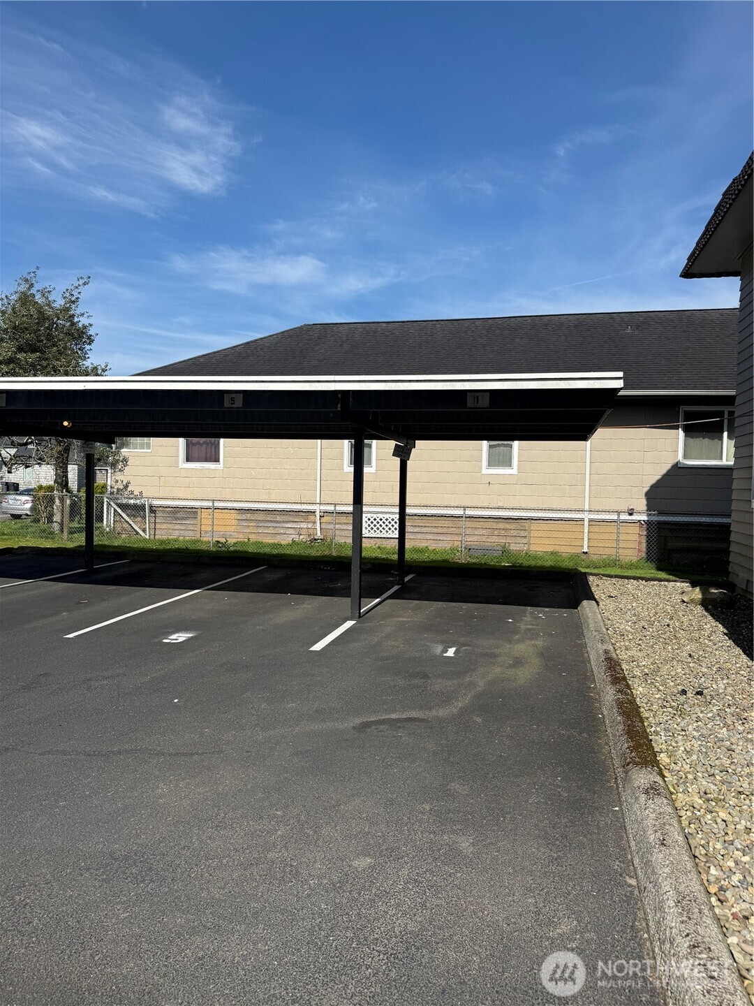 1111 West Market Street Aberdeen, WA 98520 - Photo 23 of 40 a view of a parking area