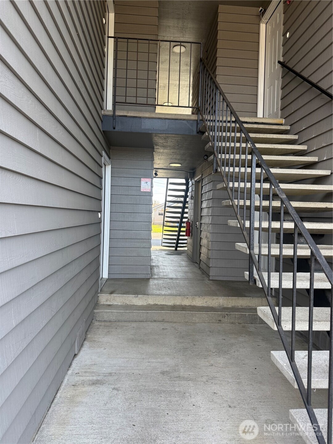 1111 West Market Street Aberdeen, WA 98520 - Photo 37 of 40 a view of front door of house