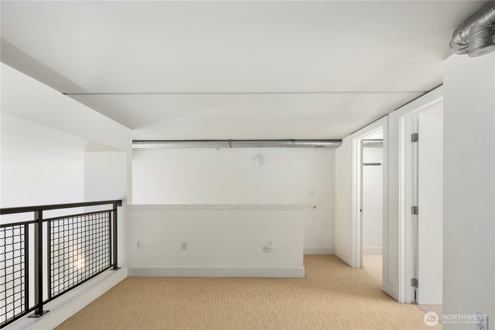 530 Broadway East, Unit 114 Seattle, WA 98102 - Photo 20 of 35