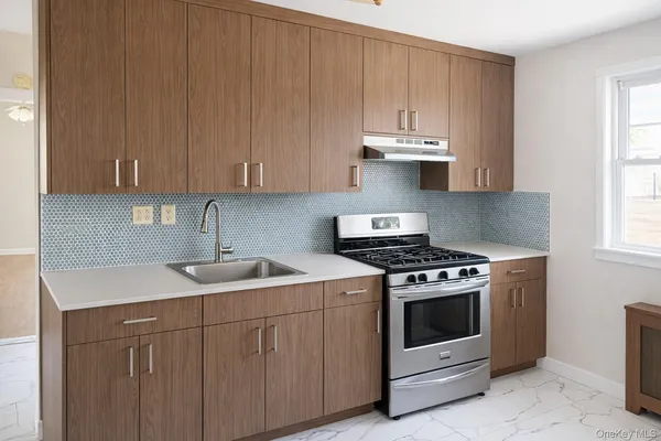 $3,150 | 69-55 78th Street, Unit 2 | Middle Village