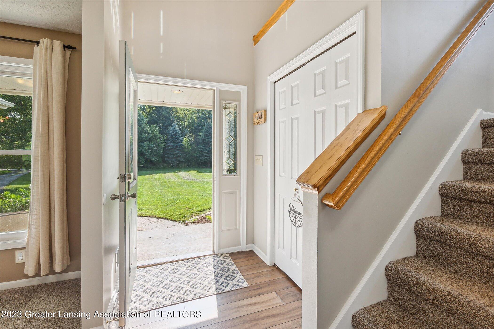 1056 South Edgar Road Mason, MI 48854 - Photo 6 of 49 06-1056-S-Edgar-Rd-Mason-MI-48854-Window