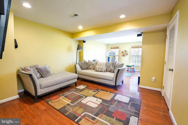$2,750 | 1414 Bird Watch Court, Woodbridge, VA 22191