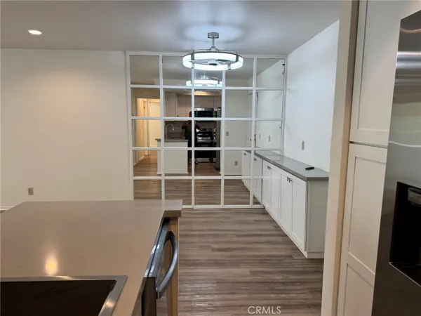 $2,995 | 700 West 3rd Street, Unit B107, Santa Ana, CA 92701