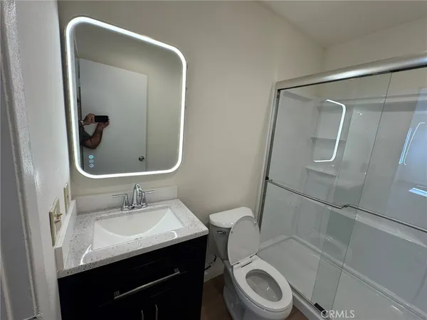 $2,995 | 700 West 3rd Street, Unit B107, Santa Ana, CA 92701