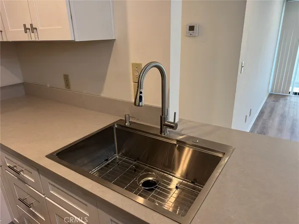 $2,995 | 700 West 3rd Street, Unit B107, Santa Ana, CA 92701