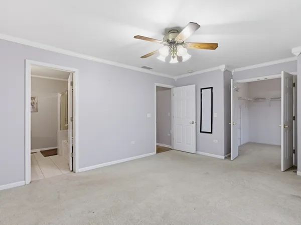 $3,000 | 3031 Saganashkee Lane, Naperville, IL 60564