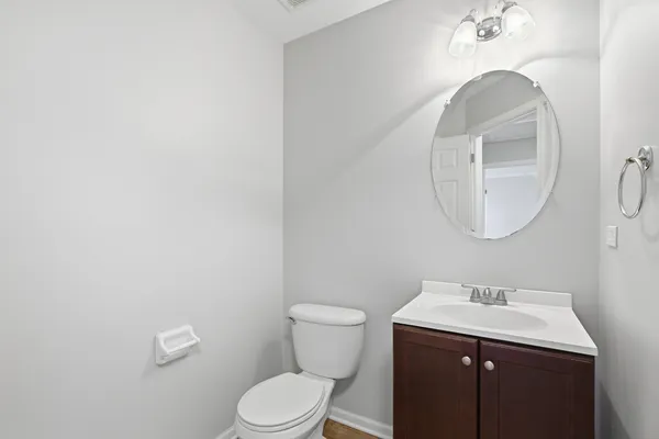 $3,000 | 3031 Saganashkee Lane, Naperville, IL 60564
