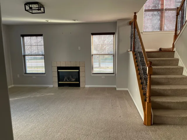 $3,200 | 3031 Saganashkee Lane, Naperville, IL 60564