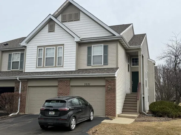$3,000 | 3031 Saganashkee Lane, Naperville, IL 60564