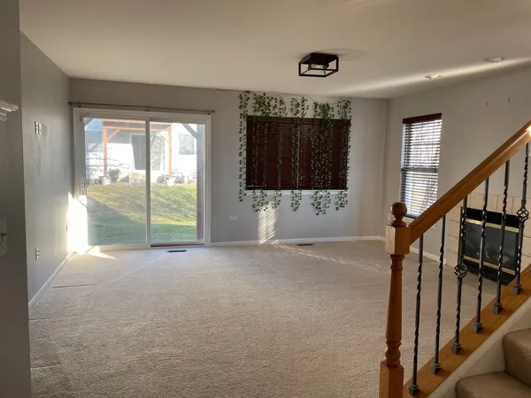 $3,000 | 3031 Saganashkee Lane, Naperville, IL 60564