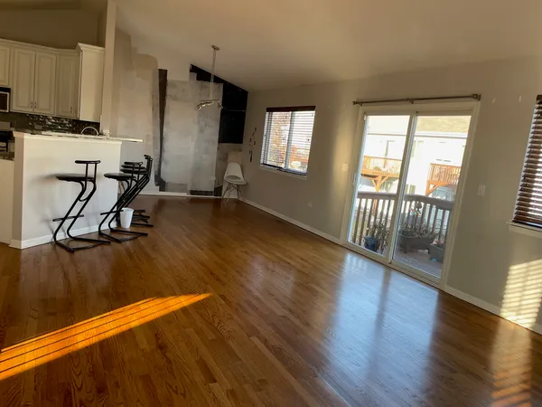 $3,000 | 3031 Saganashkee Lane, Naperville, IL 60564