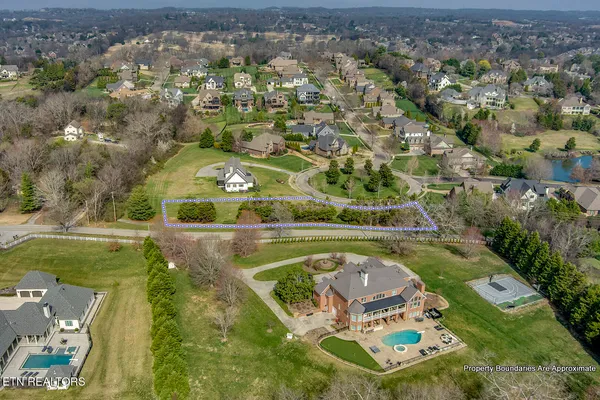 $225,000 | 655 Stone Villa Lane, Knoxville, TN 37934