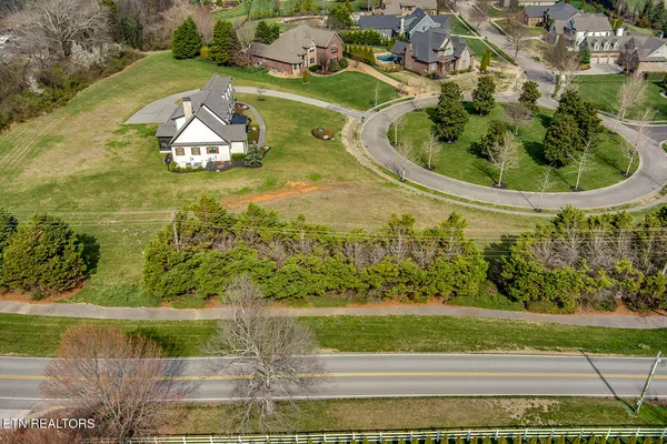 $225,000 | 655 Stone Villa Lane, Knoxville, TN 37934