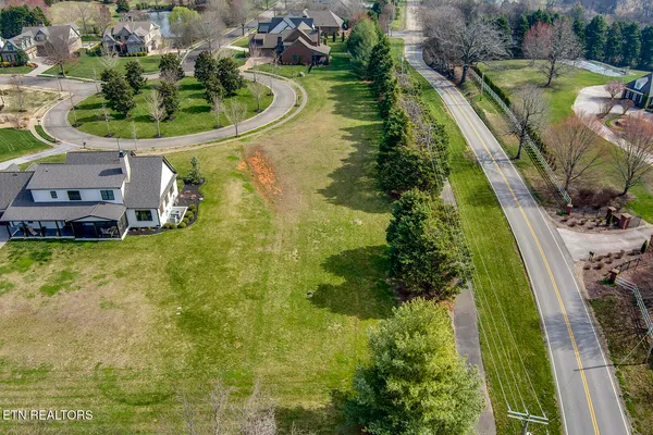 $225,000 | 655 Stone Villa Lane, Knoxville, TN 37934