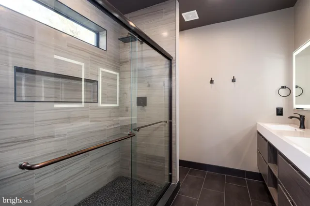 $5,000 | 1610 Baltimore Road, Alexandria, VA 22308