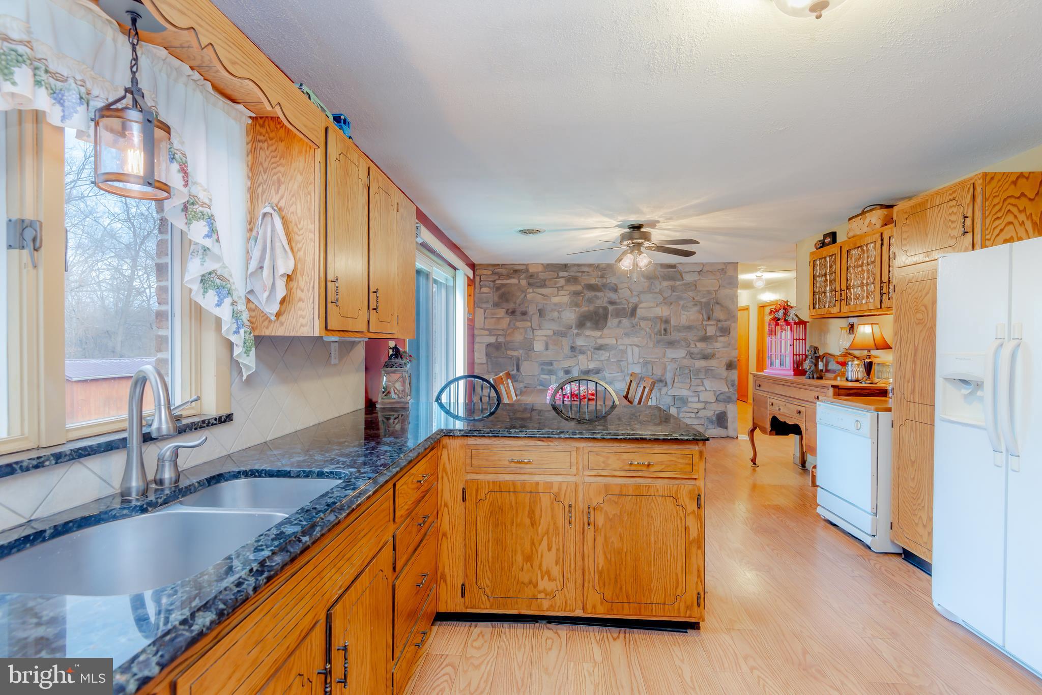 26 Jumper Road Shippensburg, PA 17257 - Photo 12 of 37 Kitchen