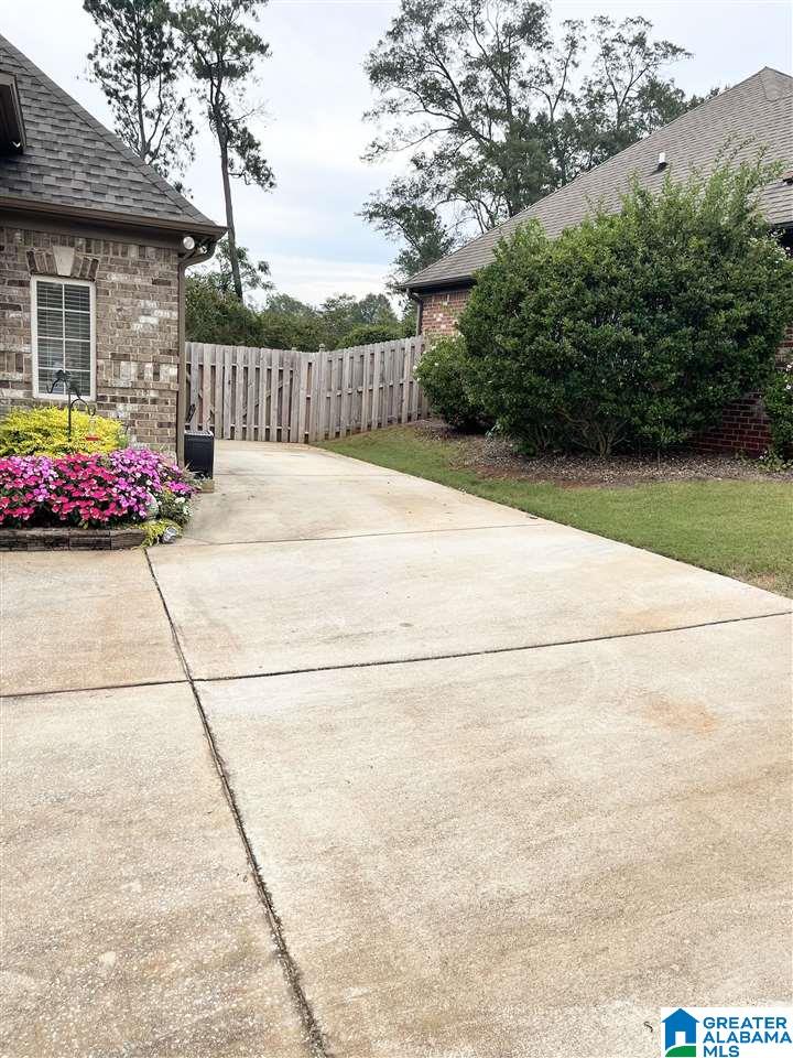 128 Tanglewood Drive Alabaster, AL 35007 - Photo 6 of 31