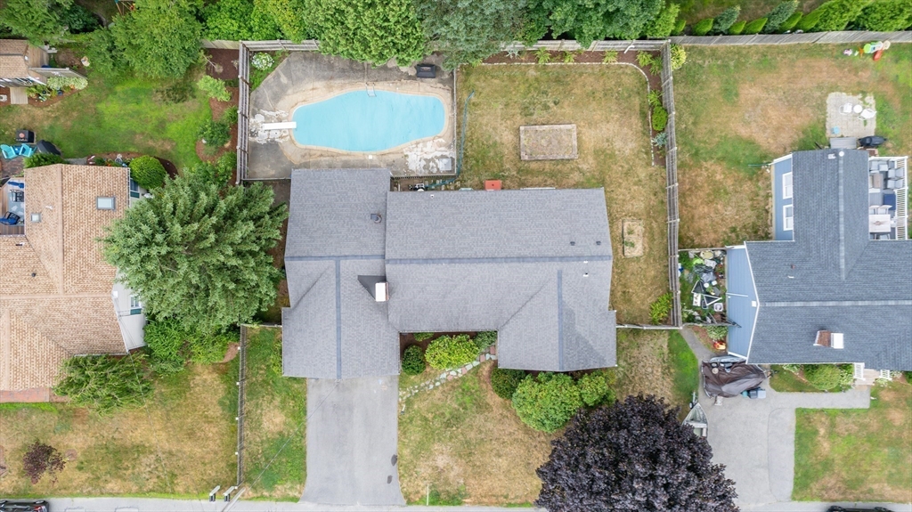9 Crescent Road Hamilton, MA 01982 - Photo 2 of 26 Gallery Image 2