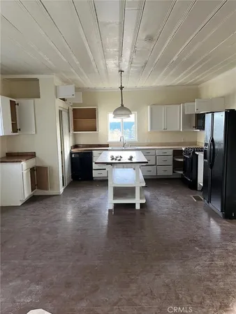 $450,000 | 2145 Dairy Avenue, Corcoran, CA 93212