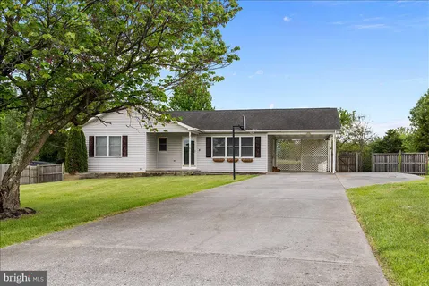 $315,000 | 201 Nightingale Avenue, Stephens City, VA 22655