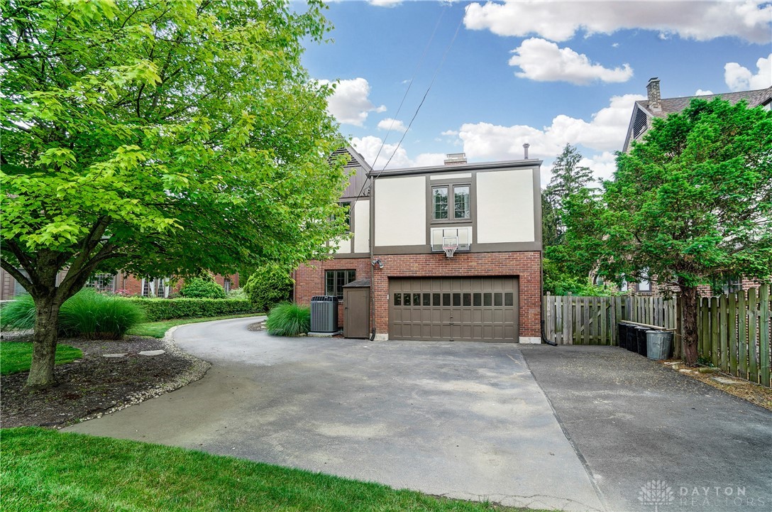 37 West Hadley Road Dayton, OH 45419 - Photo 49 of 55