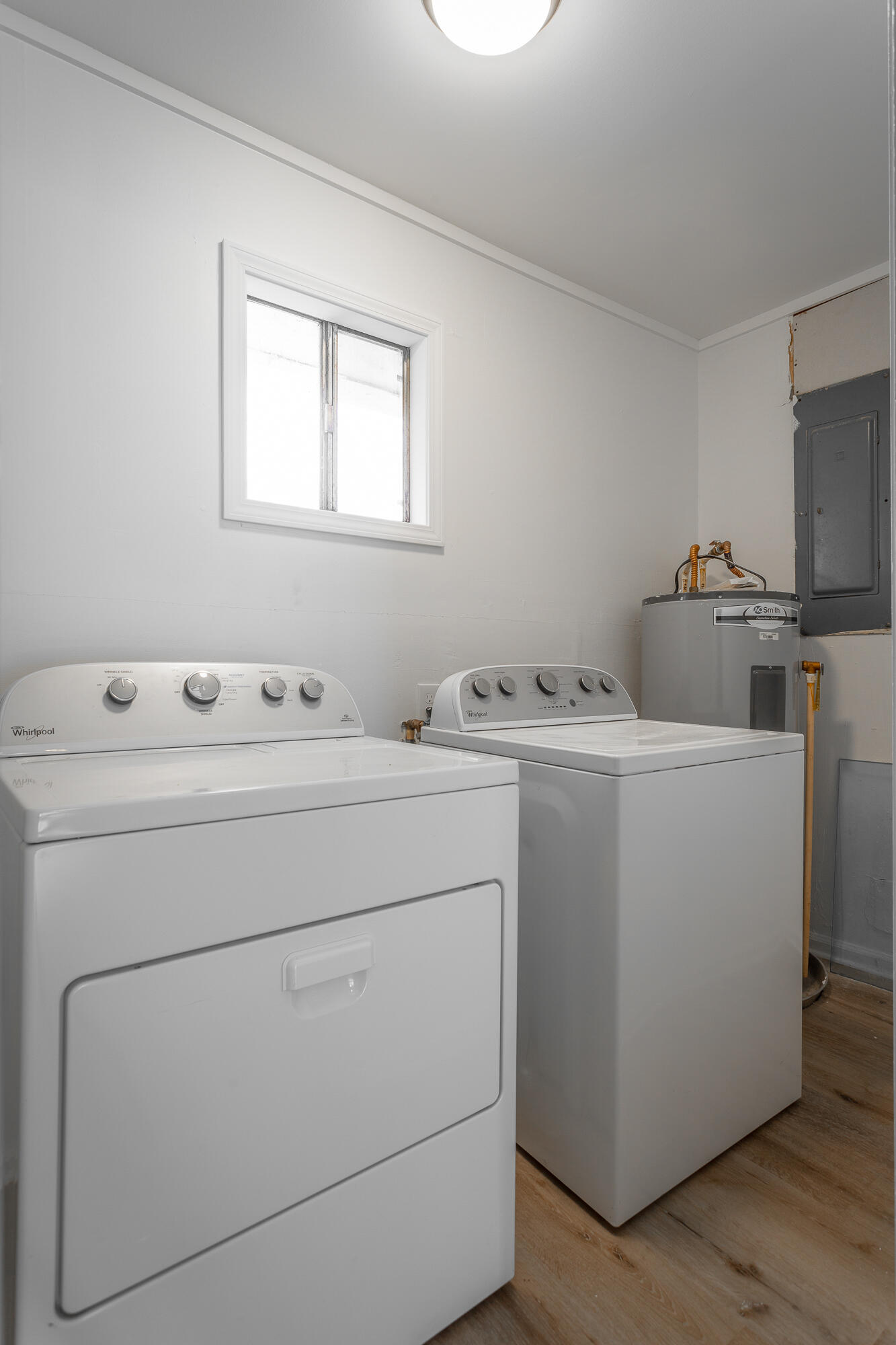 245 New Murraytown Road Northwest Cleveland, TN 37312 - Photo 18 of 25 Laundry