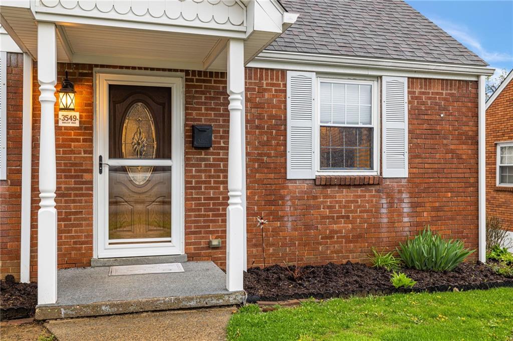 3549 Oakleaf Road Pittsburgh, PA 15227 - Photo 3 of 28 Gallery Image 3