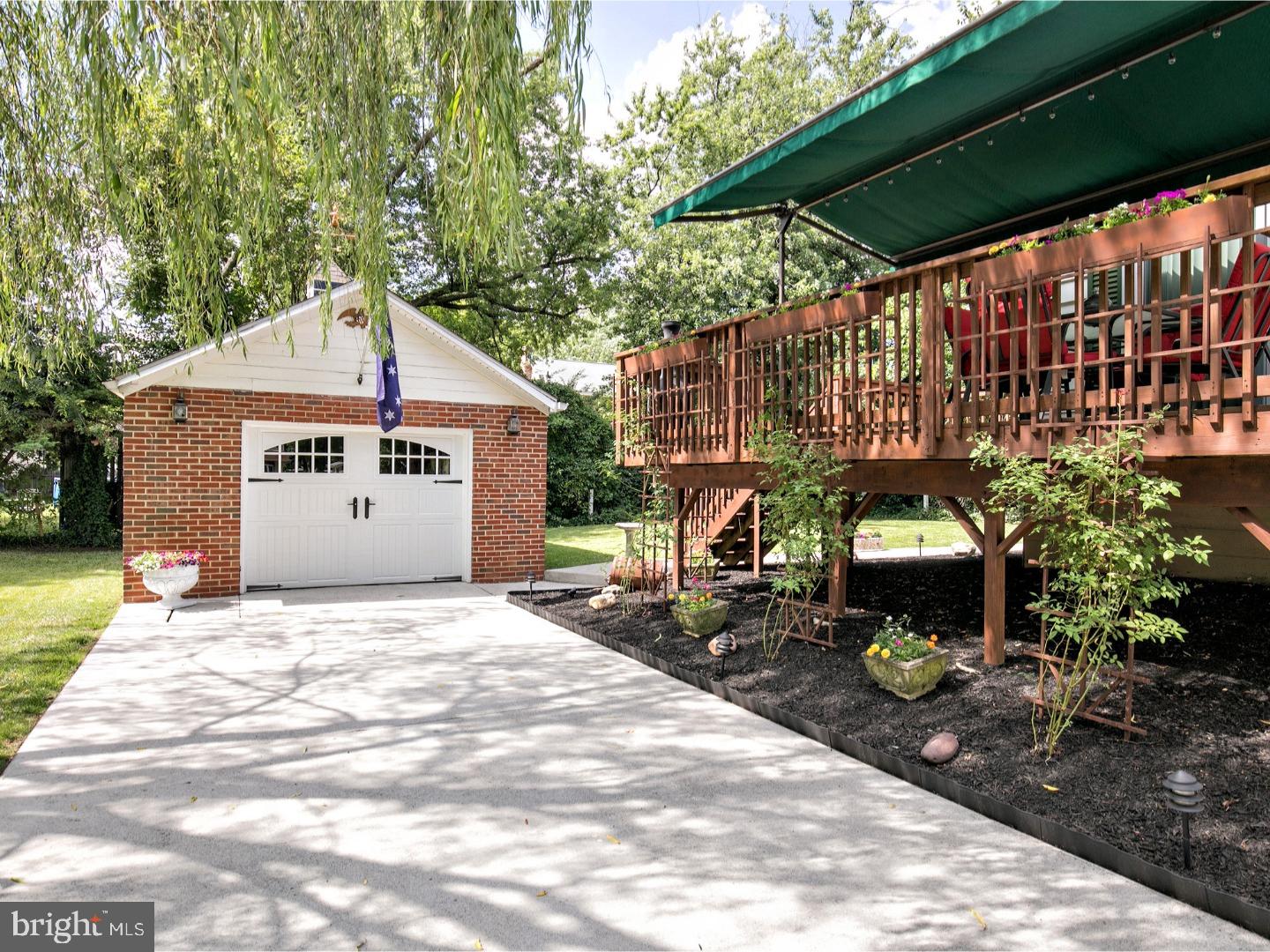41 Pocahontas Road Somerdale, NJ 08083 - Photo 20 of 24 Garage