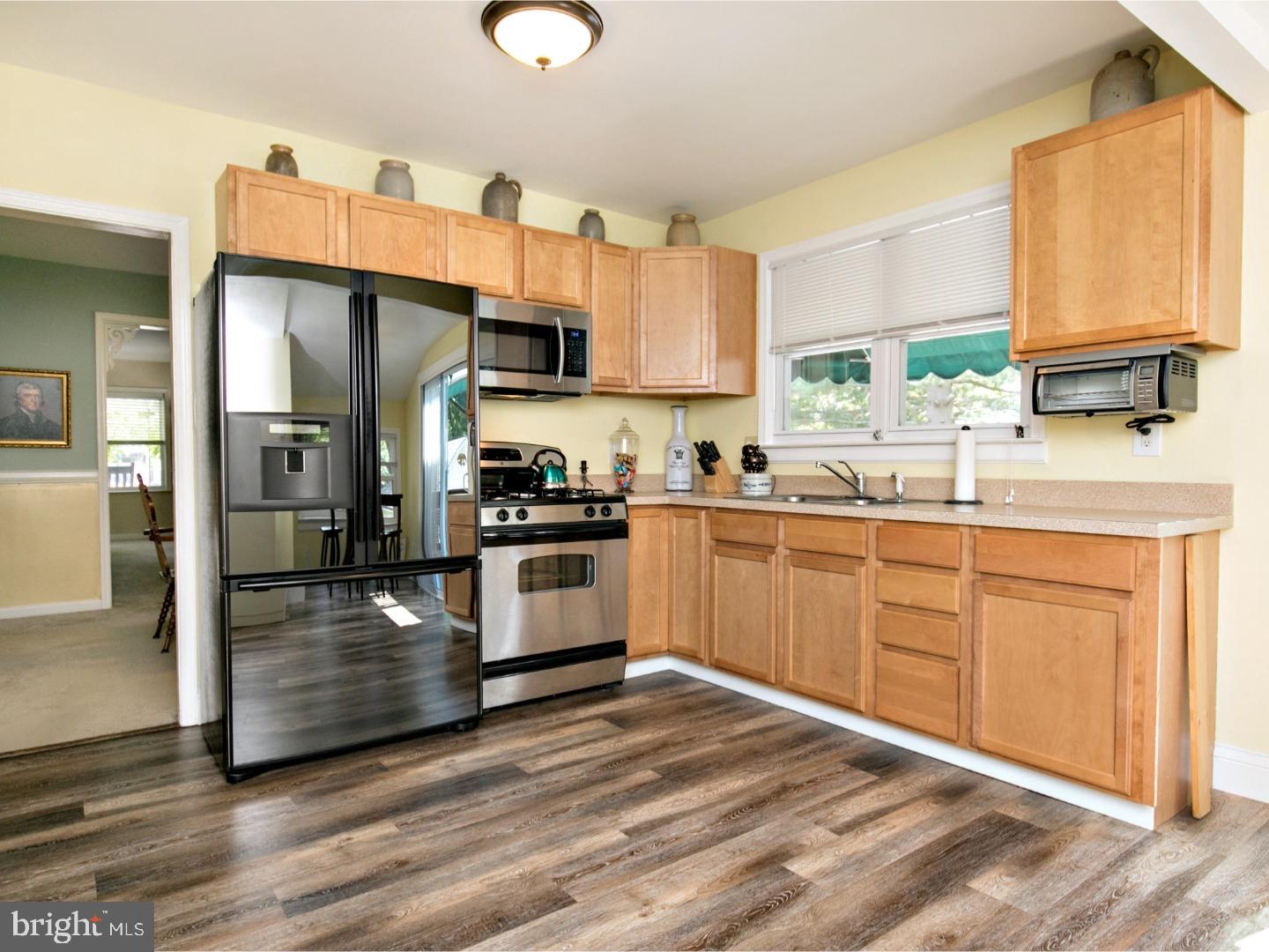 41 Pocahontas Road Somerdale, NJ 08083 - Photo 8 of 24 Kitchen