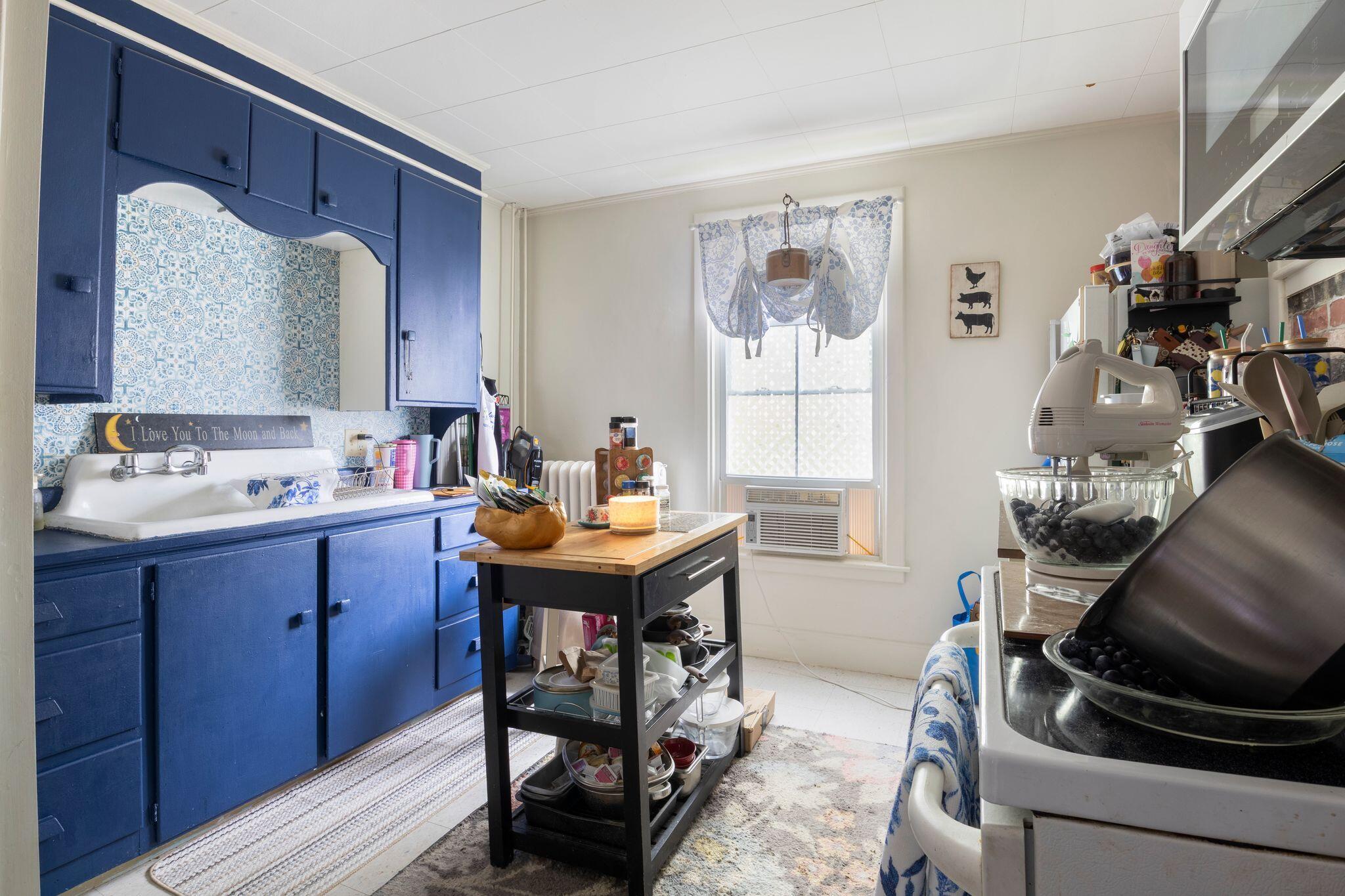7 Porter Street Paris, ME 04281 - Photo 11 of 70 7_Porter_St_027