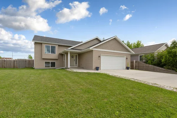 $359,000 | 310 Autumn Hills Place Northeast, Owatonna, MN 55060