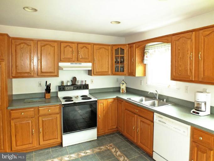3702 Altondale Road Reisterstown, MD 21136 - Photo 1 of 20 Kitchen, View 2