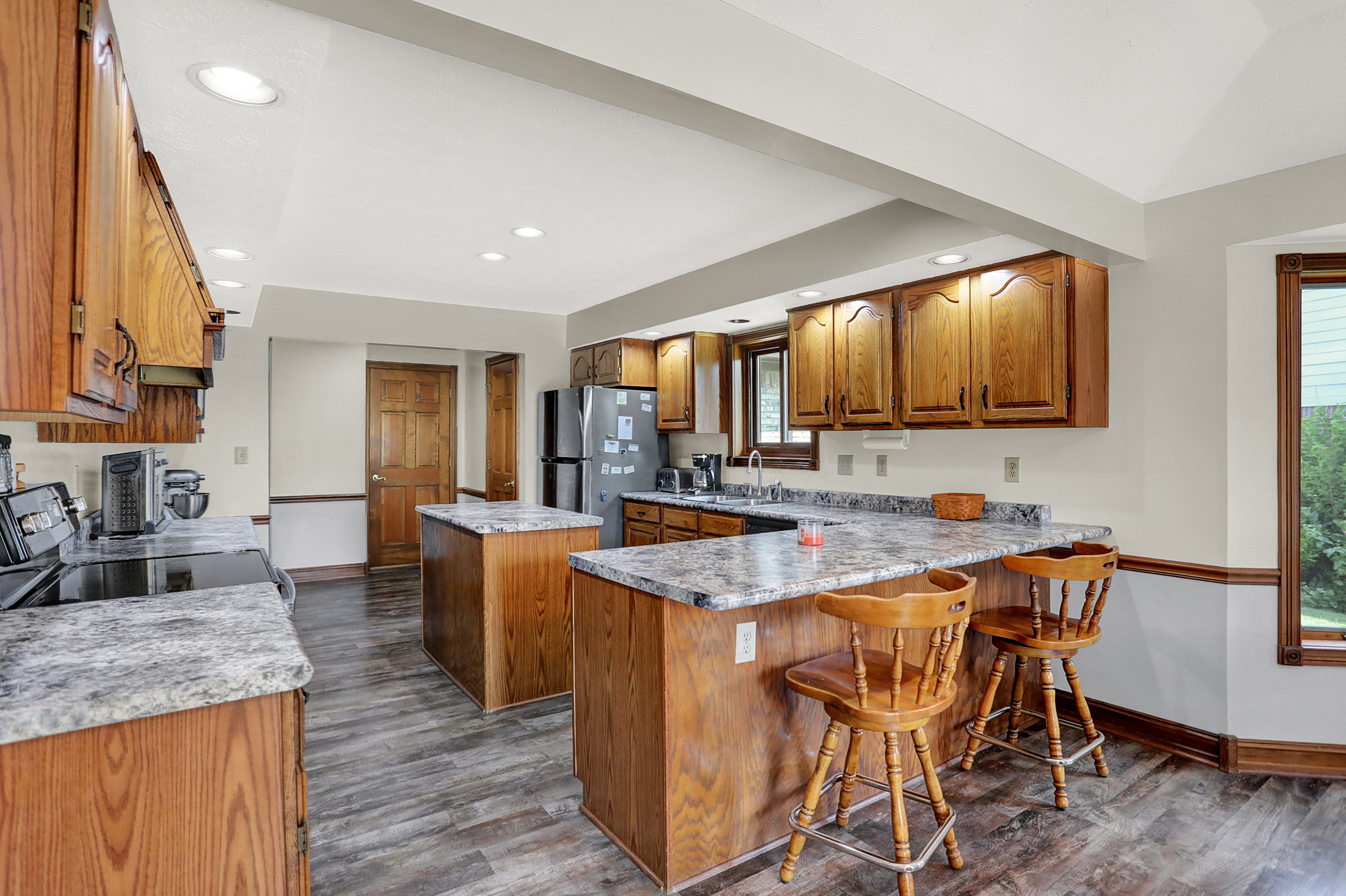 4225 Moss Ridge Court Indianapolis, IN 46237 - Photo 13 of 55 Gallery Image 13