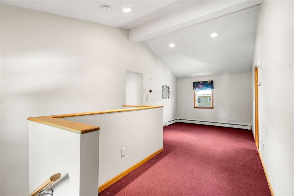 39 Needham Road Danvers, MA 01923 - Photo 12 of 42