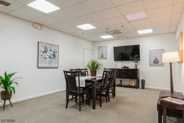 $3,500 | 286 South Avenue, Unit 296, Fanwood, NJ 07023