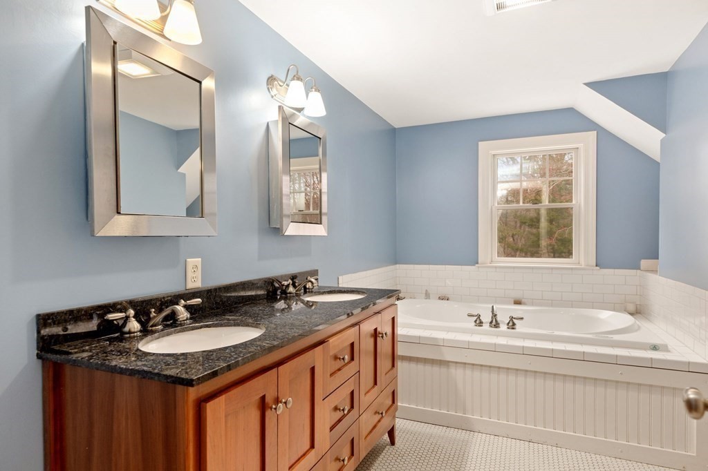 14 Walker Road Topsfield, MA 01983 - Photo 27 of 40 Gallery Image 27