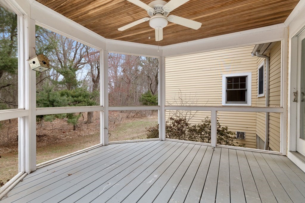 14 Walker Road Topsfield, MA 01983 - Photo 37 of 40 Gallery Image 37