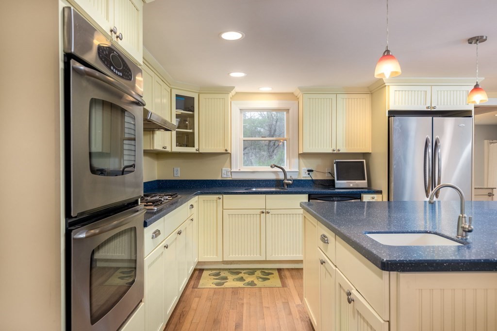 14 Walker Road Topsfield, MA 01983 - Photo 7 of 40 Gallery Image 7