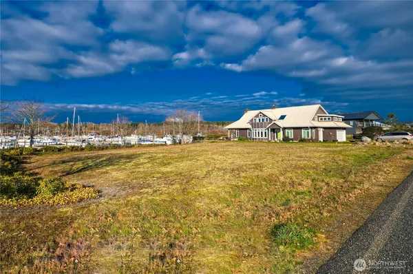 a view of a backyard of a house