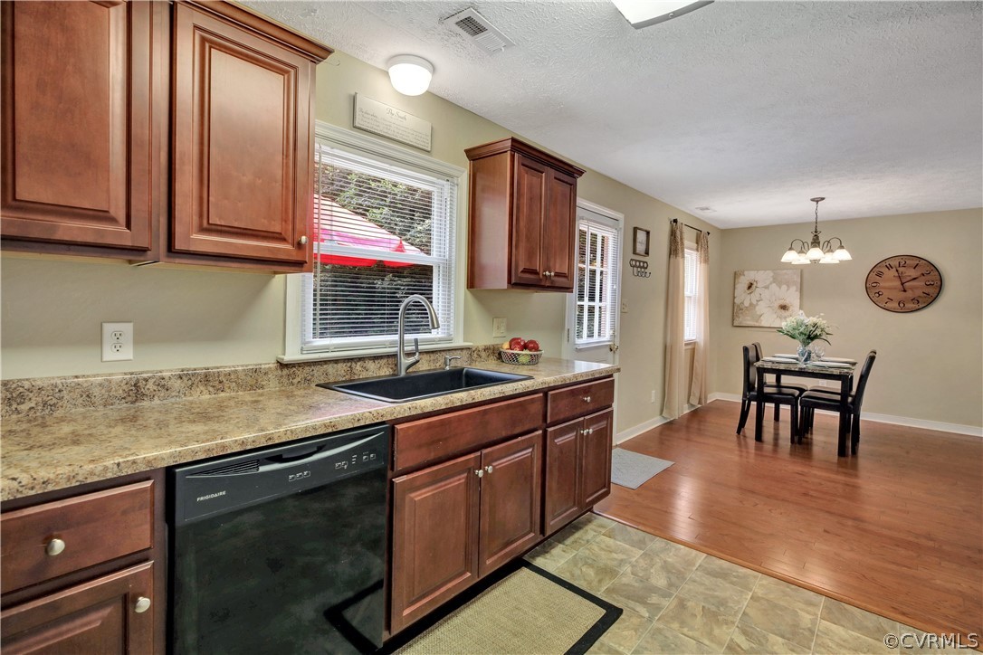 2110 Meadow Road Sandston, VA 23150 - Photo 12 of 24 Gallery Image 12