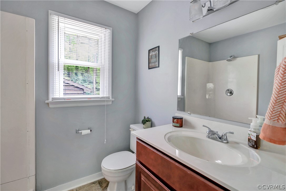 2110 Meadow Road Sandston, VA 23150 - Photo 14 of 24 Gallery Image 14