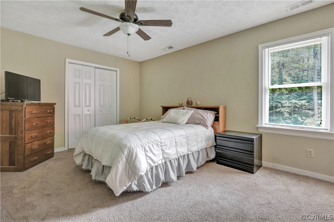 2110 Meadow Road Sandston, VA 23150 - Photo 15 of 24 Gallery Image 15