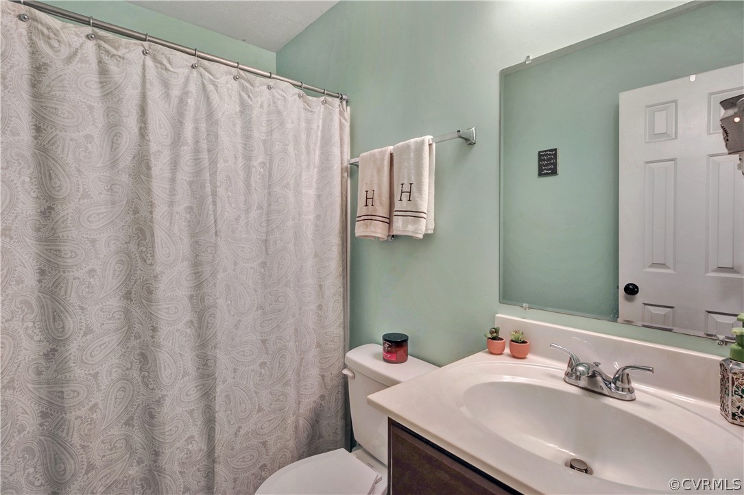 2110 Meadow Road Sandston, VA 23150 - Photo 19 of 24 Gallery Image 19