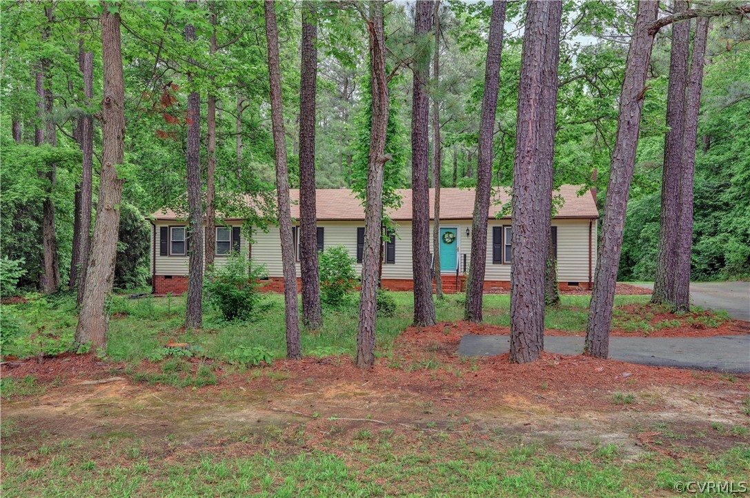 2110 Meadow Road Sandston, VA 23150 - Photo 3 of 24 Gallery Image 3
