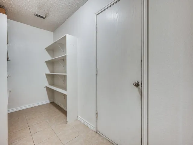 $327,500 | 5933 Thoroughbred Trail, Denton, TX 76210