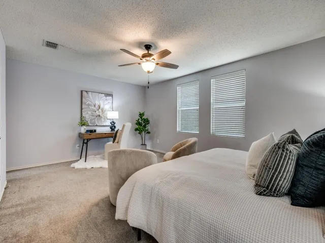 $327,500 | 5933 Thoroughbred Trail, Denton, TX 76210