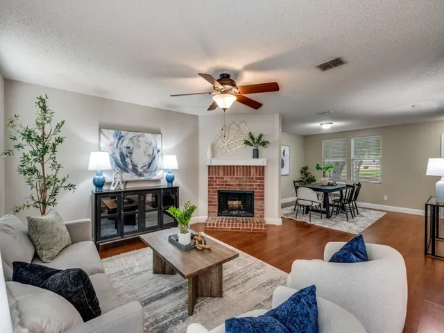 $327,500 | 5933 Thoroughbred Trail, Denton, TX 76210
