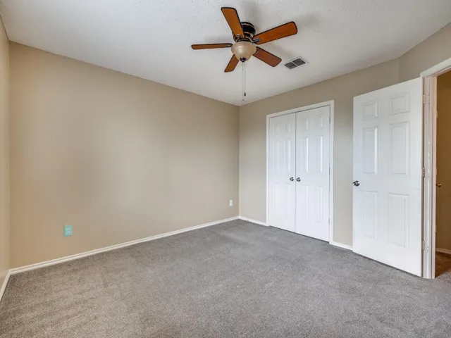 $327,500 | 5933 Thoroughbred Trail, Denton, TX 76210