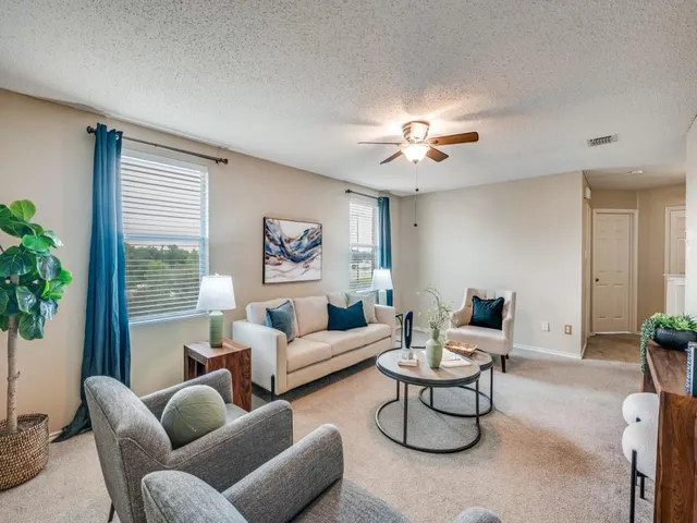 $327,500 | 5933 Thoroughbred Trail, Denton, TX 76210